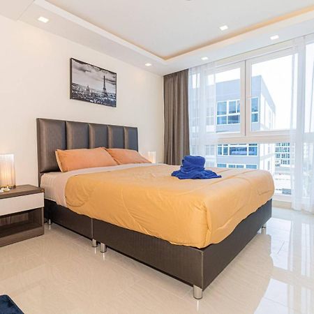Grand Avenue By Fantasea Beach Pattaya Chambre photo
